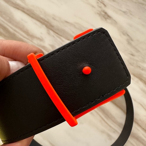 Louis Vuitton Virgil’s first collection 40MM belt - Picture 5 of 10